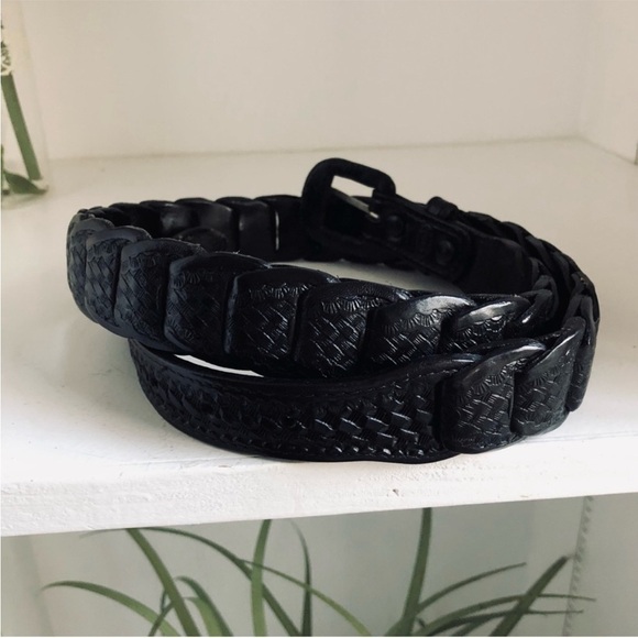 VTG Made in Mexico Black Tooled LeatherBasket chain Western Boho Belt - Picture 7 of 10